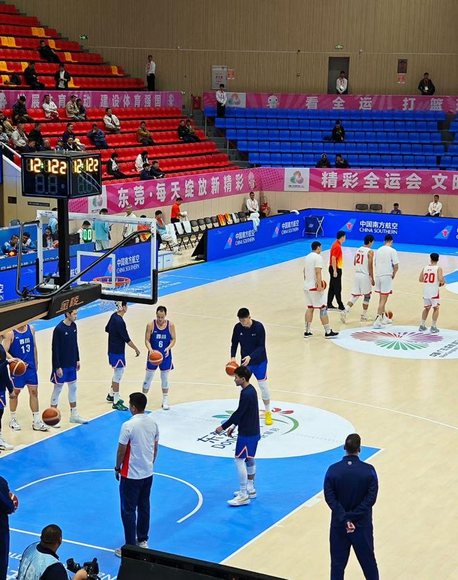 狂轟124:61，四川打崩湖北隊(duì)！周琦轟24+18，全運(yùn)會(huì)冠軍成囊中物