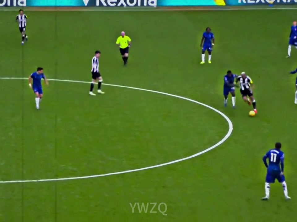 世一腰之爭(zhēng)已無(wú)懸念凱塞多哥們你什么搶斷