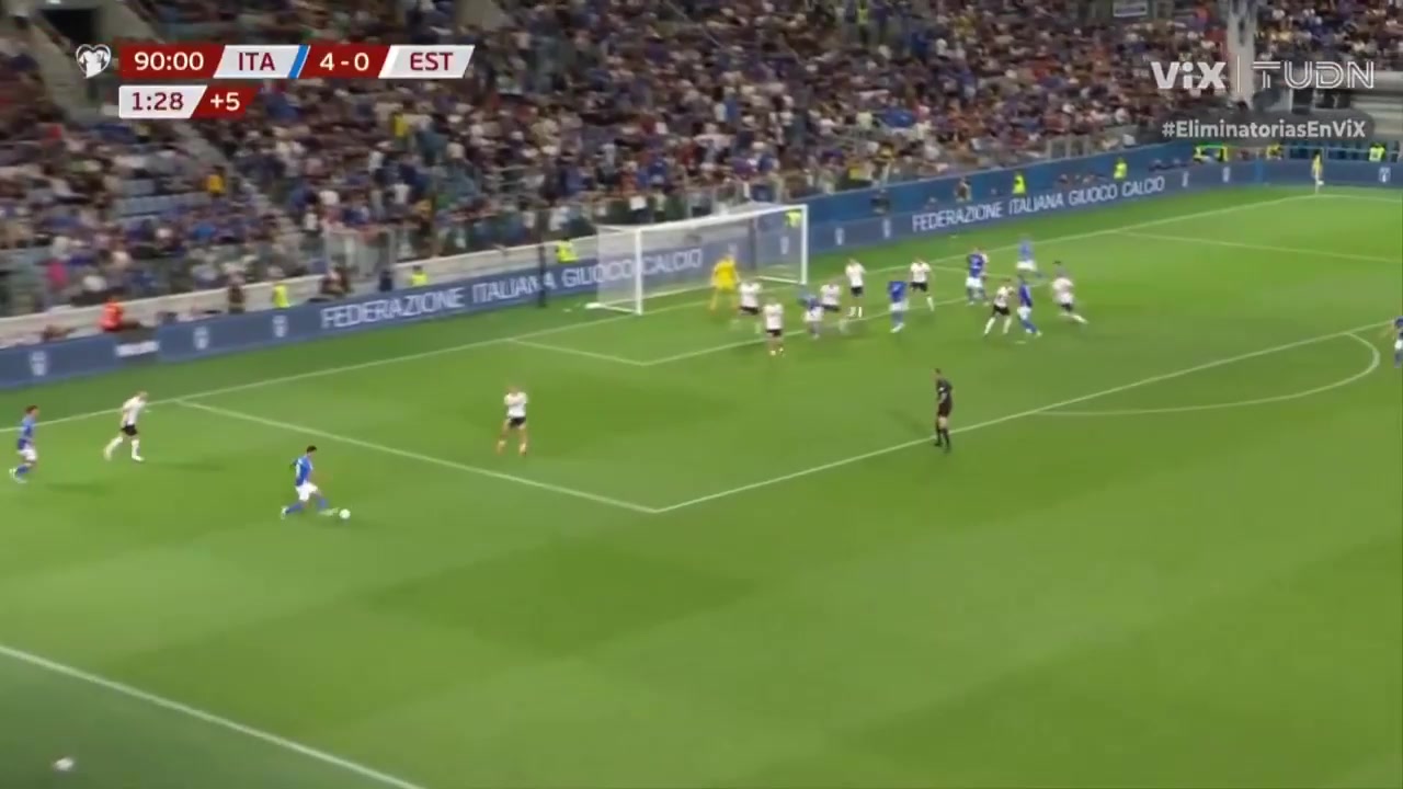 意大利5-0愛(ài)沙尼亞拉斯帕多里傳中巴斯托尼頭球破門(mén)