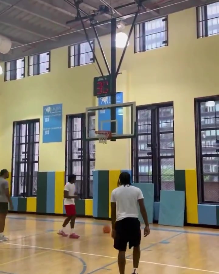 獨(dú)臂球王這么打讓別人怎么找借口啊