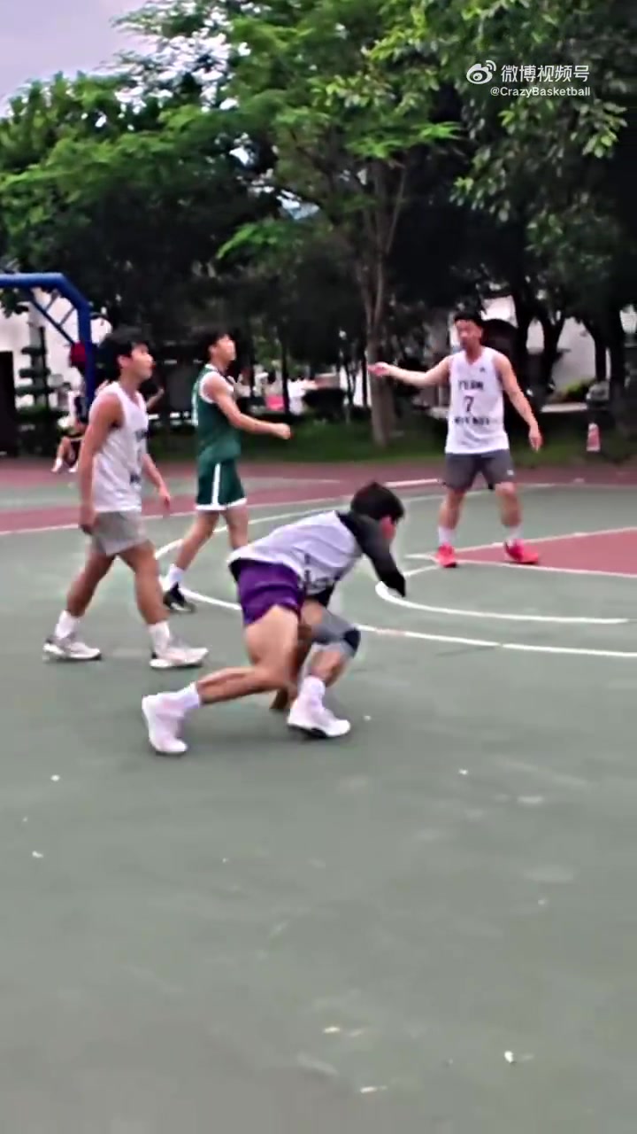 獨臂少年張家誠這打球視頻在外網火了如此熱愛令人動容啊