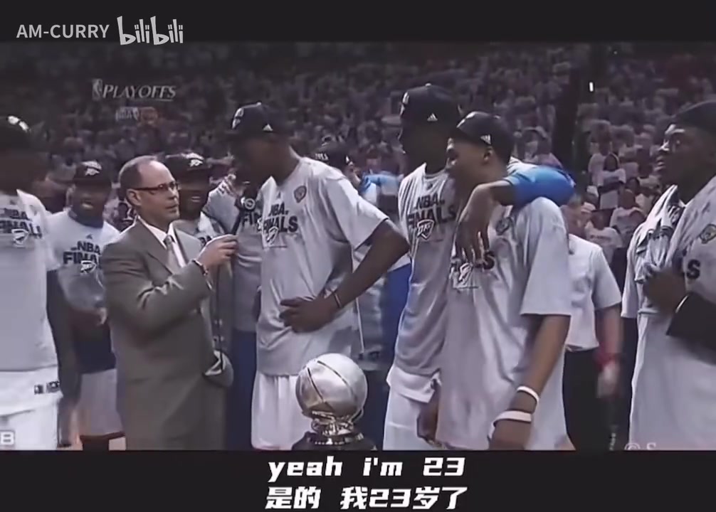 KD發(fā)文祝賀雷霆奪冠這次有人做到了他沒做到過的