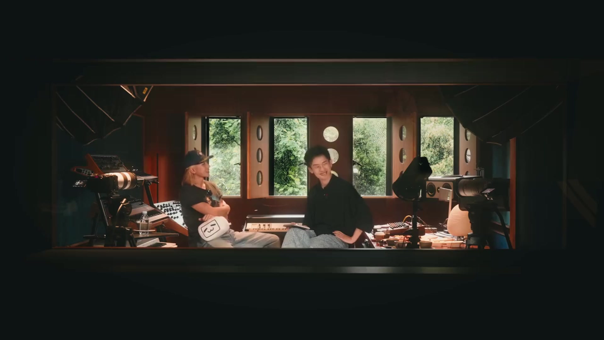 新歌真好聽(tīng)被問(wèn)除音樂(lè)外愛(ài)好蔡徐坤大方回答打球啊打籃球啊