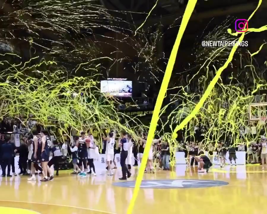 書(shū)豪冠軍咯中國(guó)臺(tái)灣聯(lián)賽林書(shū)豪率領(lǐng)新北國(guó)王總決賽搶七奪冠