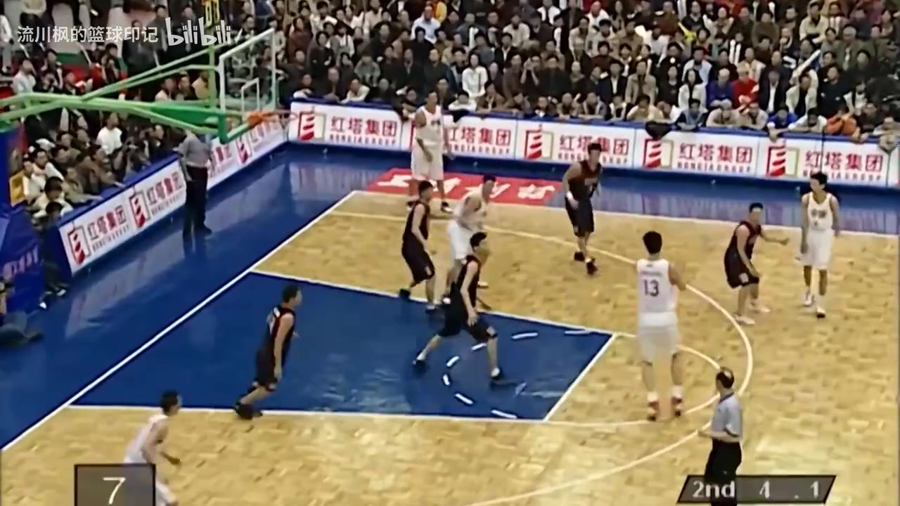 絕對(duì)的領(lǐng)軍人物姚明國際比賽高光時(shí)刻內(nèi)線巨無霸