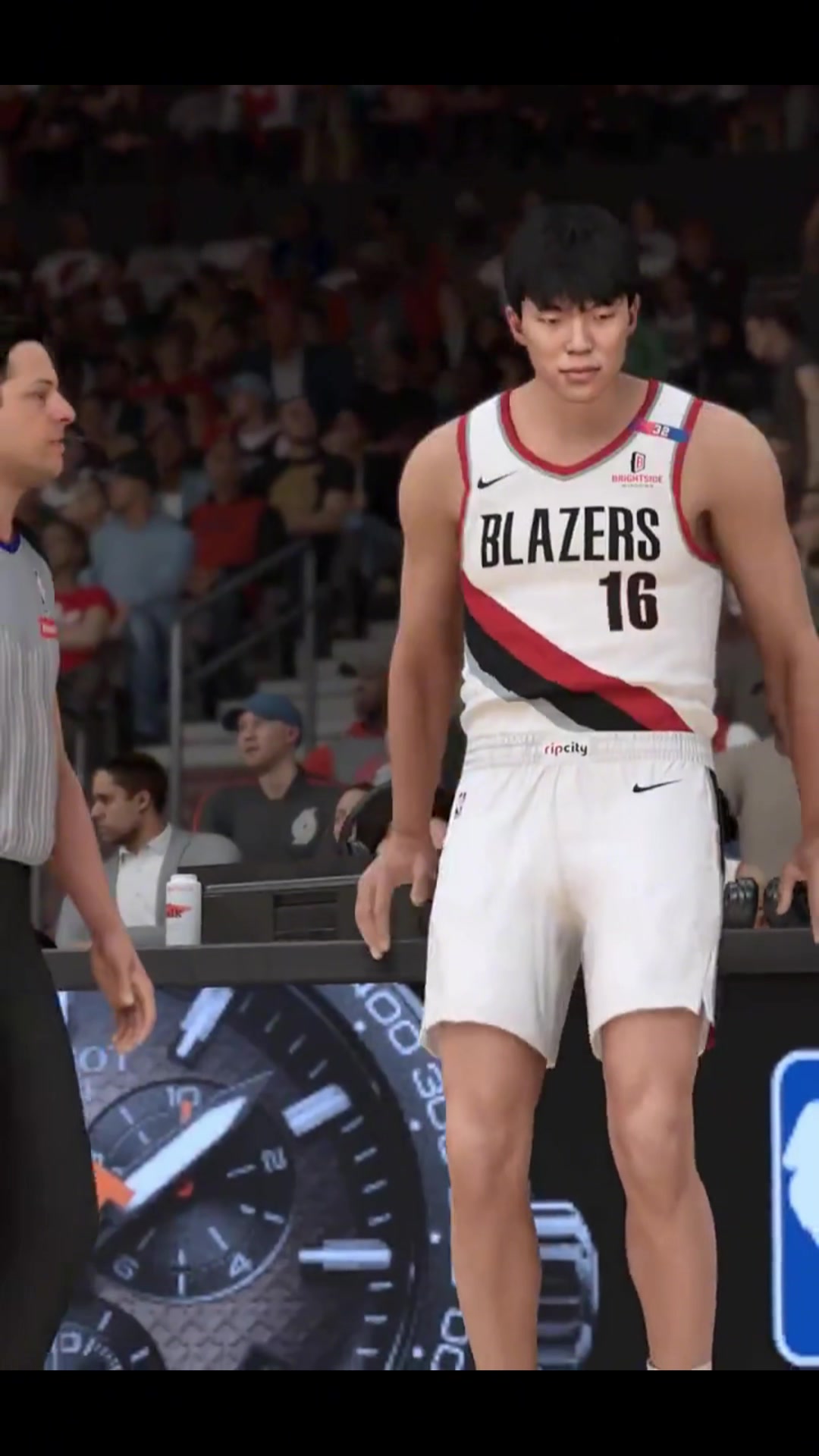 暴打衛(wèi)冕冠軍網(wǎng)友2K模擬楊瀚森大帽SGA狂虐雷霆內(nèi)線