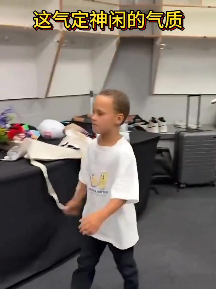 庫里兒子小卡農(nóng)這可怕的手感遺傳基因太厲害了