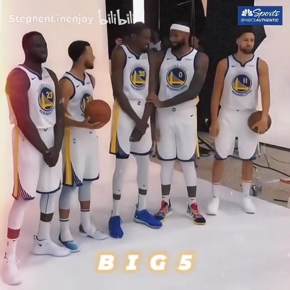 恐怖的陣容實(shí)力19年五星勇士的定妝照甚至位置都很合適