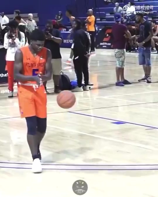 愛德華茲大學(xué)時(shí)期這表現(xiàn)妥妥的狀元秀啊