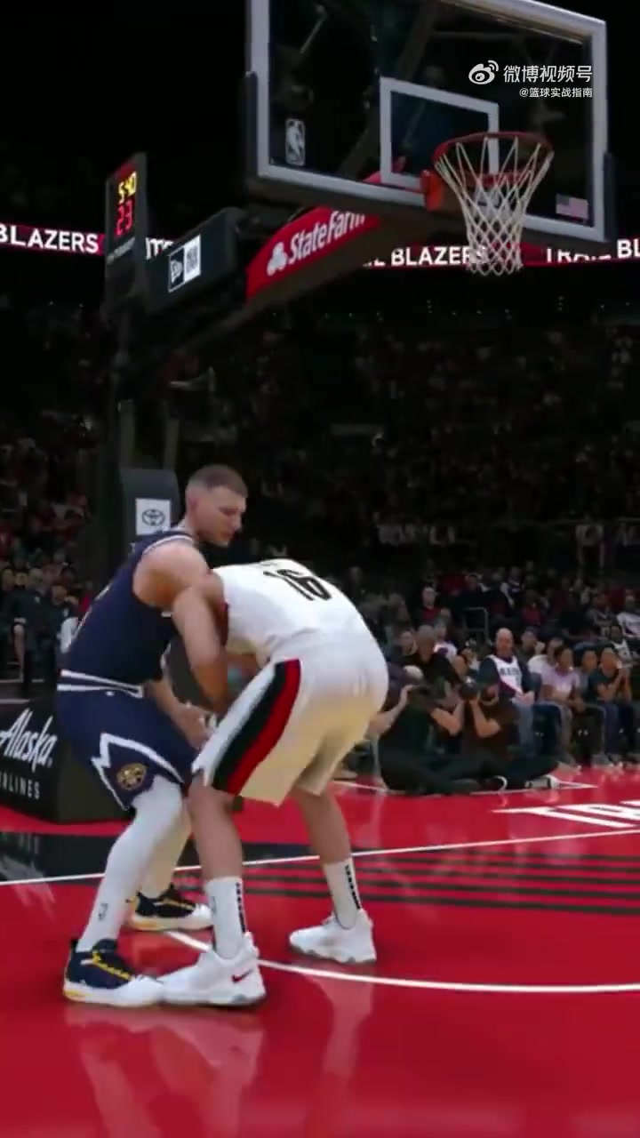 現(xiàn)實中完全不敢想網友玩2K用楊瀚森暴虐掘金內線打爆約基奇