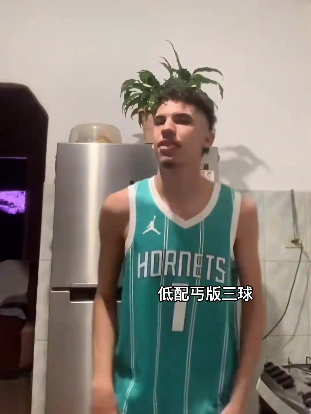 破產(chǎn)版的三球他是不是可以靠這個賺點錢