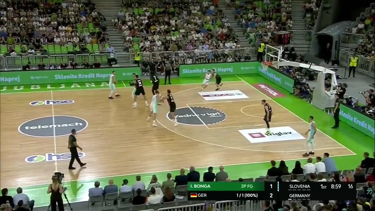 不得了斯洛文尼亞vs德國 瘦身后的東契奇首節(jié)進攻表現(xiàn)驚艷