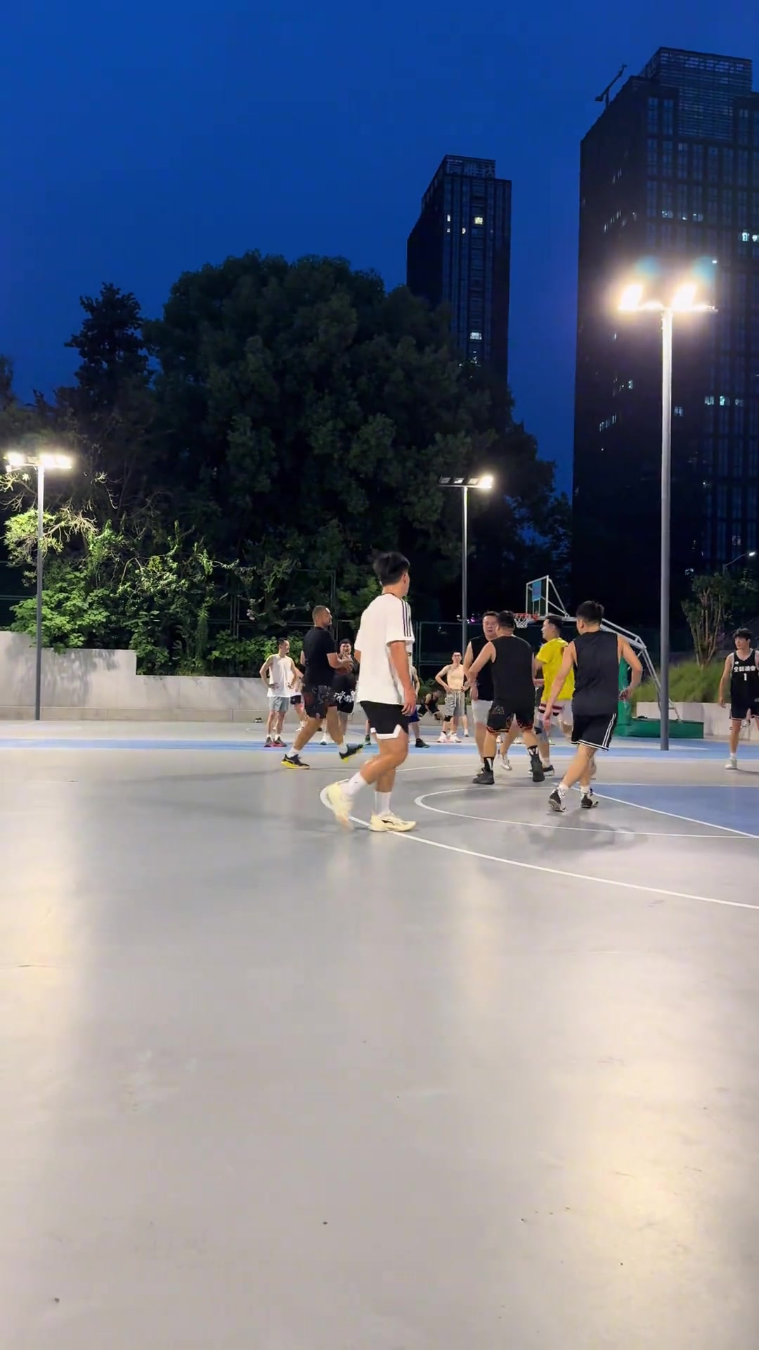 西熱力江野球場運球磕磕絆絆 國家隊的實力下滑太嚴重啊