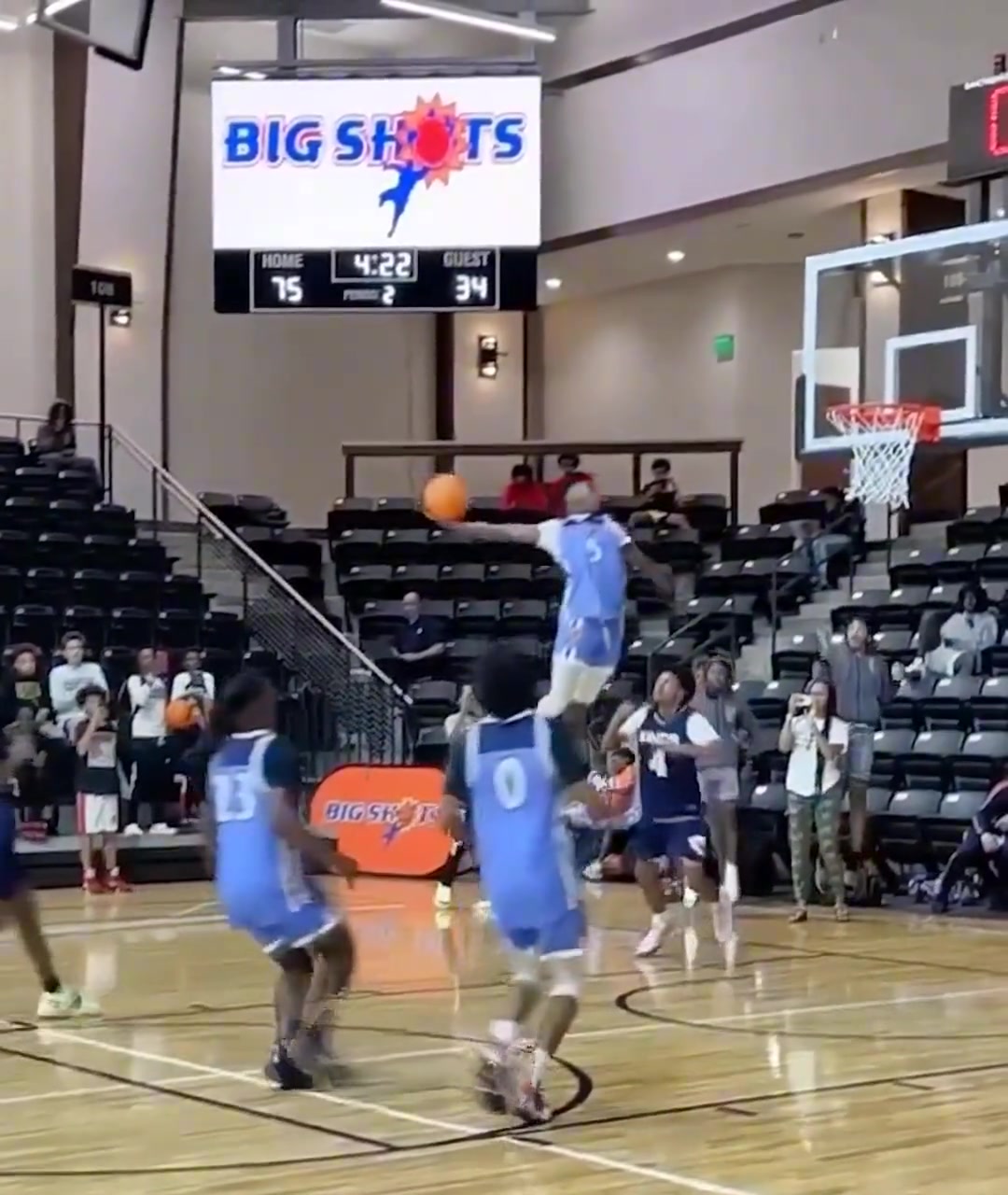 當(dāng)我還在奮力刷題時(shí)同年齡的美國高中生.....