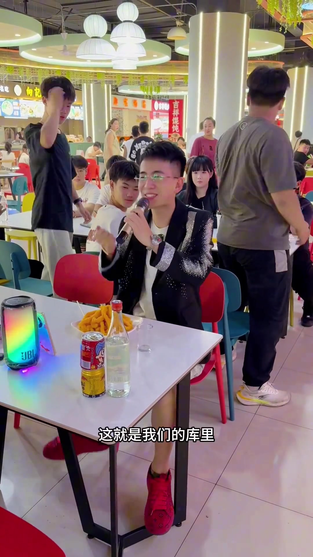 現(xiàn)在的人這么松馳的嘛