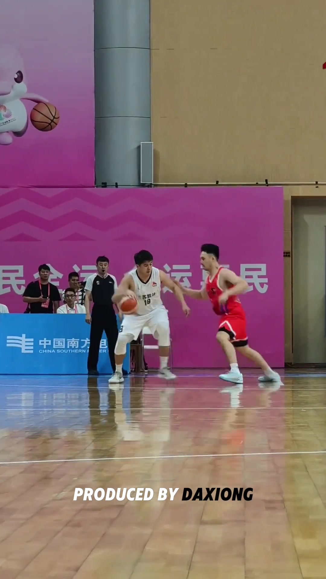 厲害見過防守撤凳子的沒見過進(jìn)攻撤凳子