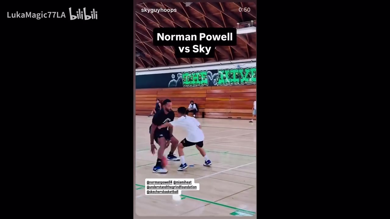 受益匪淺諾曼鮑威爾訓(xùn)練營(yíng)指導(dǎo)小球員