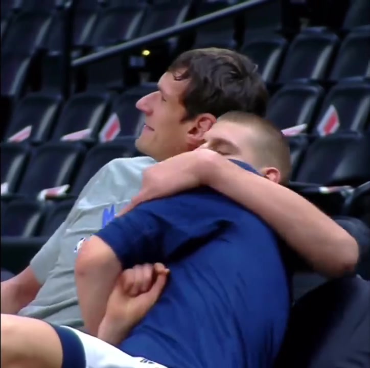 名場面約基奇遇到大博班秒變小鳥依人嬌妻約老師