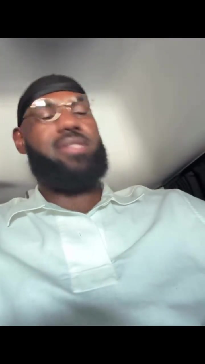 嘻哈詹限時回歸詹姆斯搖頭晃腦跟唱這rap水平如何