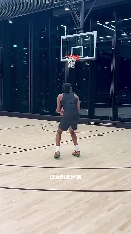 湖人新秀阿杜-蒂耶羅此前投籃試訓這出手速度好像不快啊