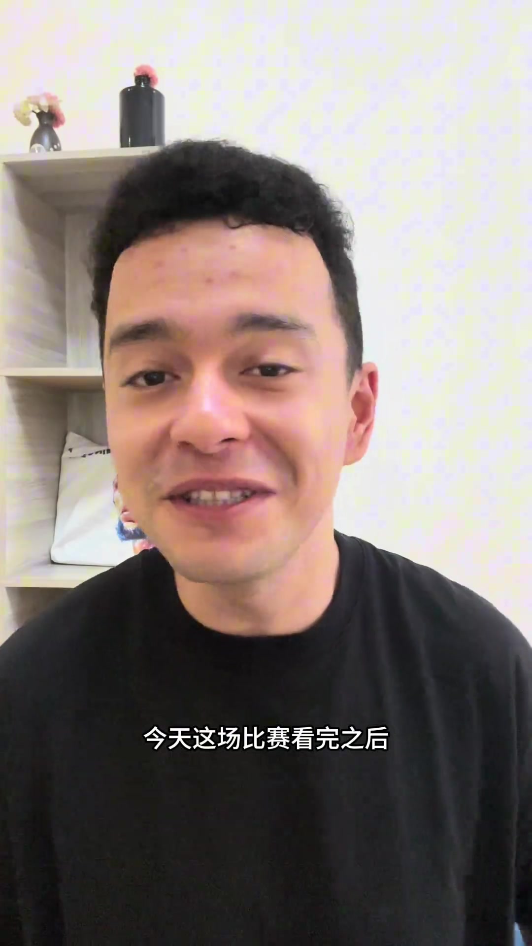 解說(shuō)依力湖人這邊問(wèn)題很大防守不行就算老詹回來(lái)也不頂事啊