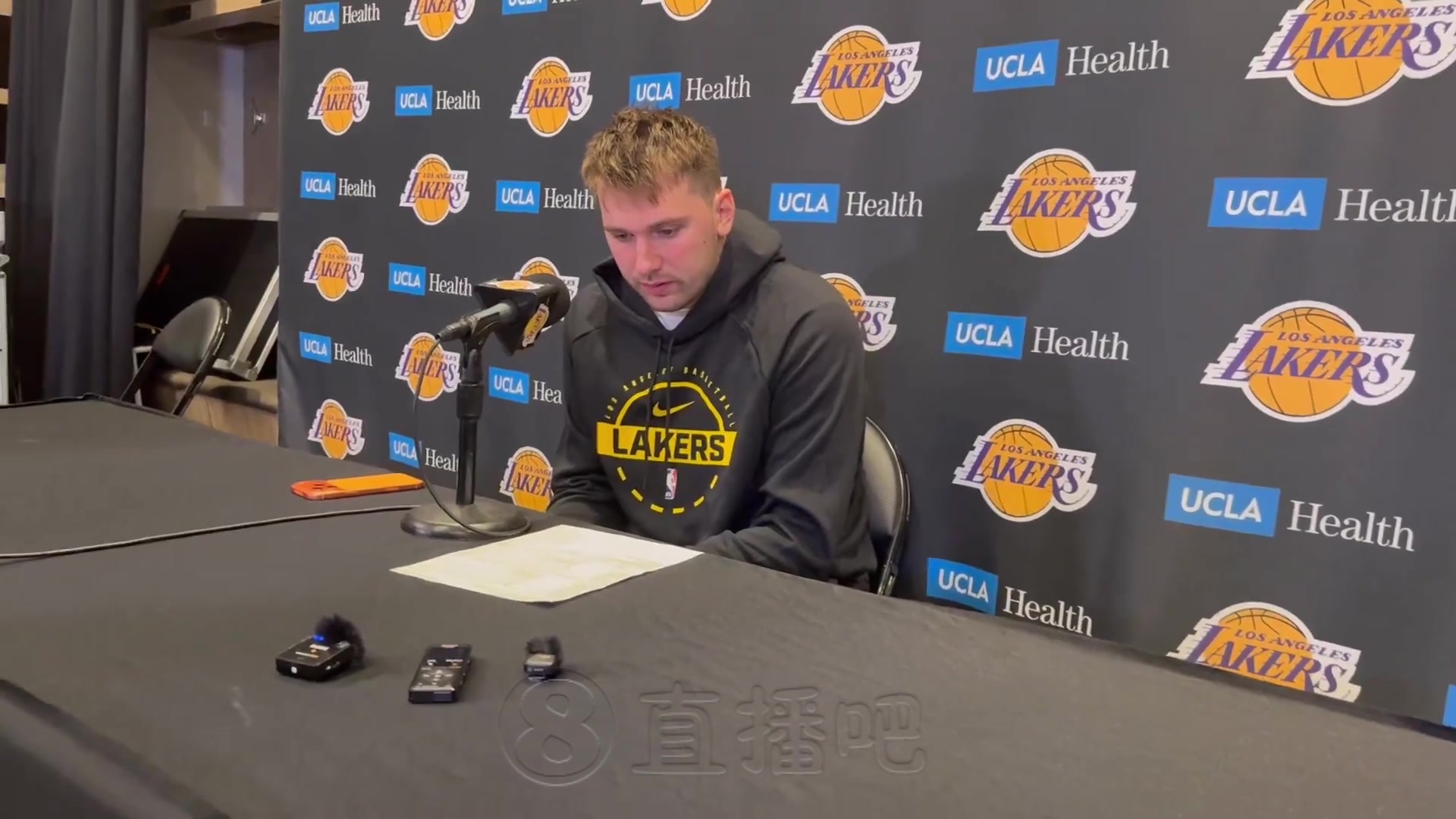 恐怖火力東契奇要是我和里夫斯今天準一點我們能拿150分