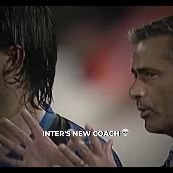 掌舵藍黑軍團國米主帥齊沃是經(jīng)歷過生死考驗的鐵血戰(zhàn)士