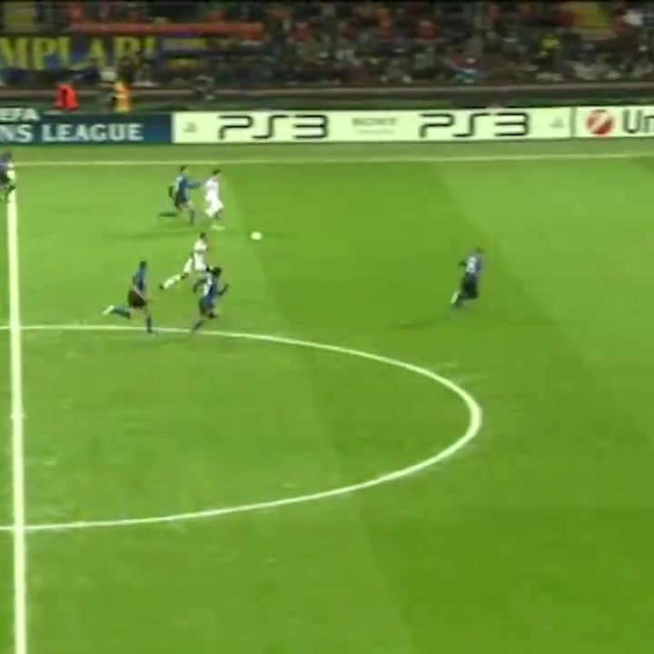 藍黑軍團榮幸成為背景板十五年前的今天貝爾完成大圣下凡