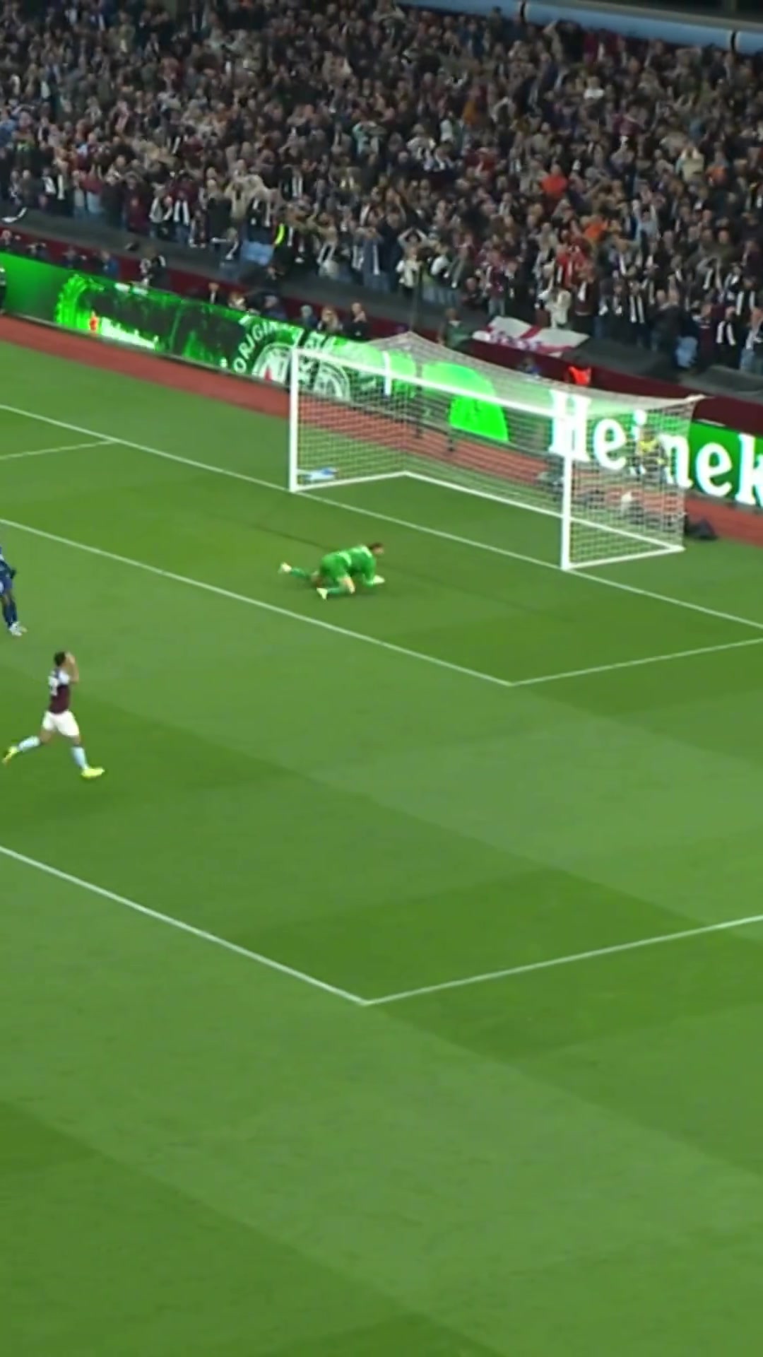 藍(lán)月亮新的守護(hù)神給你歐冠冠軍級守護(hù)