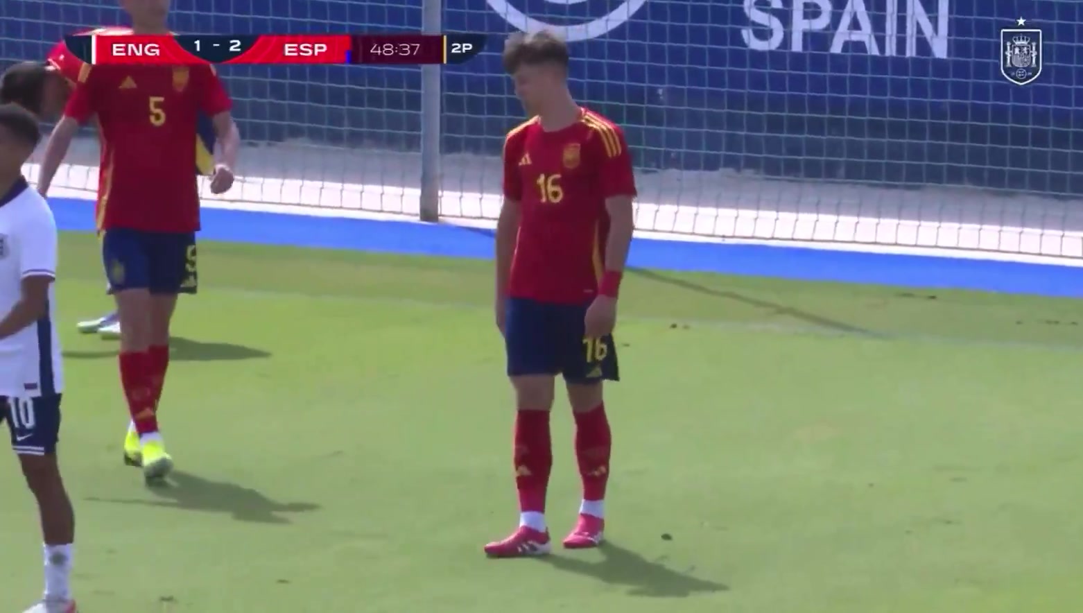 阿森納15歲天才小將道曼面對(duì)西班牙U19突破造點(diǎn)