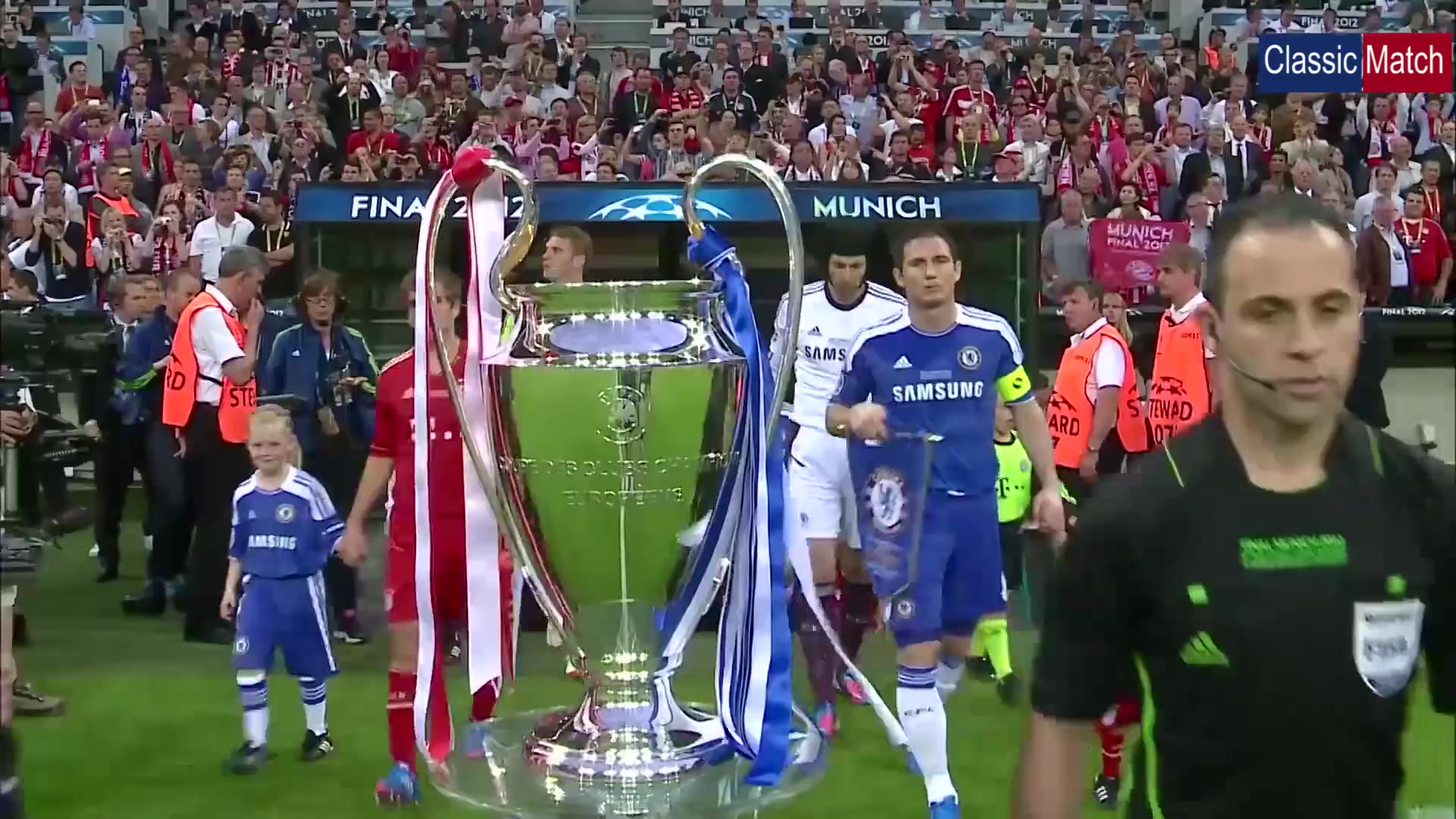 老男孩的最后一搏12年歐冠決賽回顧德羅巴滑跪三條杠