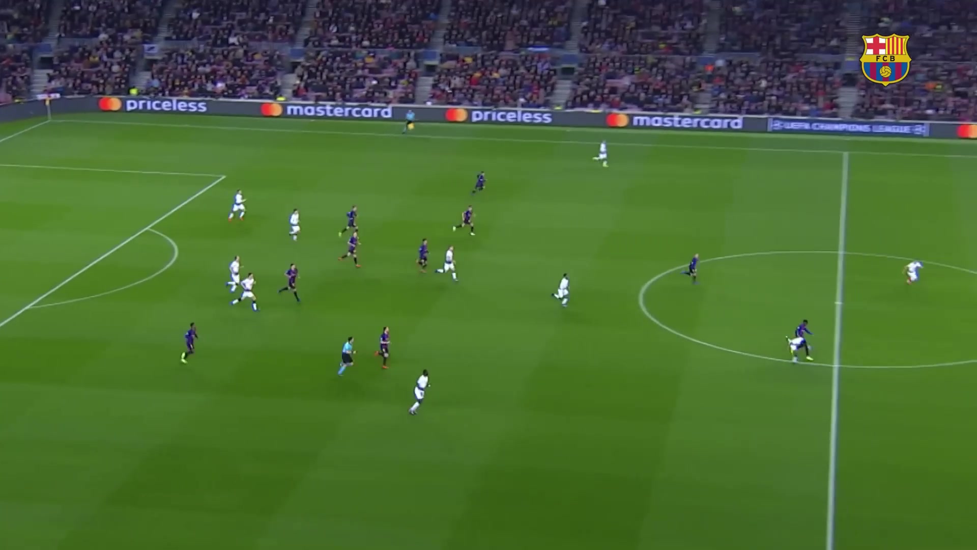 登貝萊巴薩生涯天賦拉滿的一球中場斷球神級(jí)一條龍奔襲戲耍破門