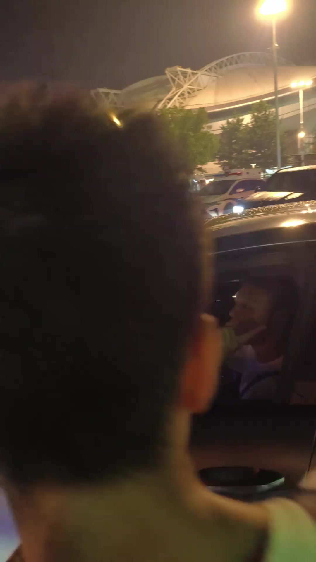 這可能是王鈺棟想學(xué)開(kāi)車的原因之一王玉棟還沒(méi)來(lái)得及考駕照