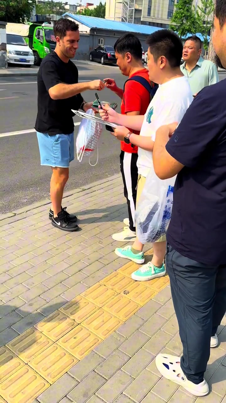 塞鳥歸隊(duì)國(guó)安眾國(guó)腳們已于昨日抵達(dá)北京今日將隨隊(duì)訓(xùn)練