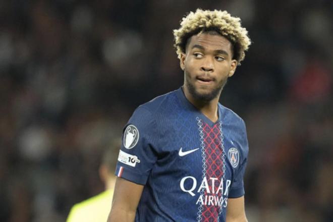 由于規(guī)則限制無法踢歐洲青年聯(lián)賽，姆巴耶重回巴黎一線隊(duì)訓(xùn)練