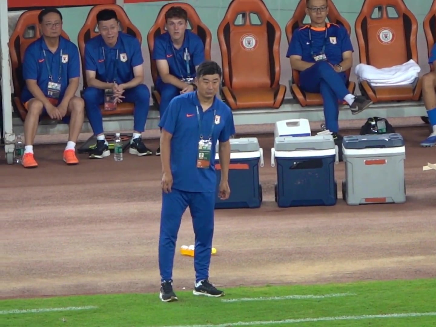 韓鵬回歸泰山隊主場首秀是不是有點緊張了你可是這里曾經(jīng)的王啊