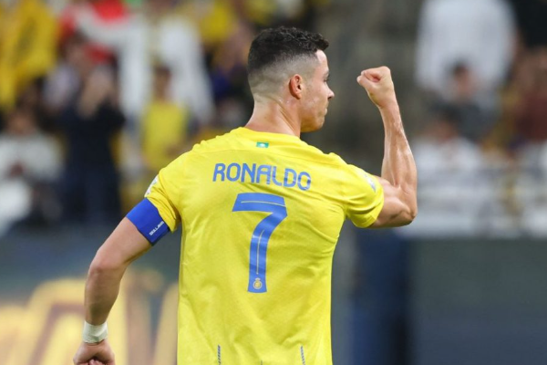 C羅率隊(duì)在利雅得奪冠！登頂亞冠賽事冠軍殊榮