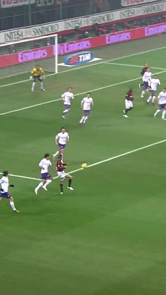 回不去的年代帕托那時候真的讓很多米蘭球迷相信了光