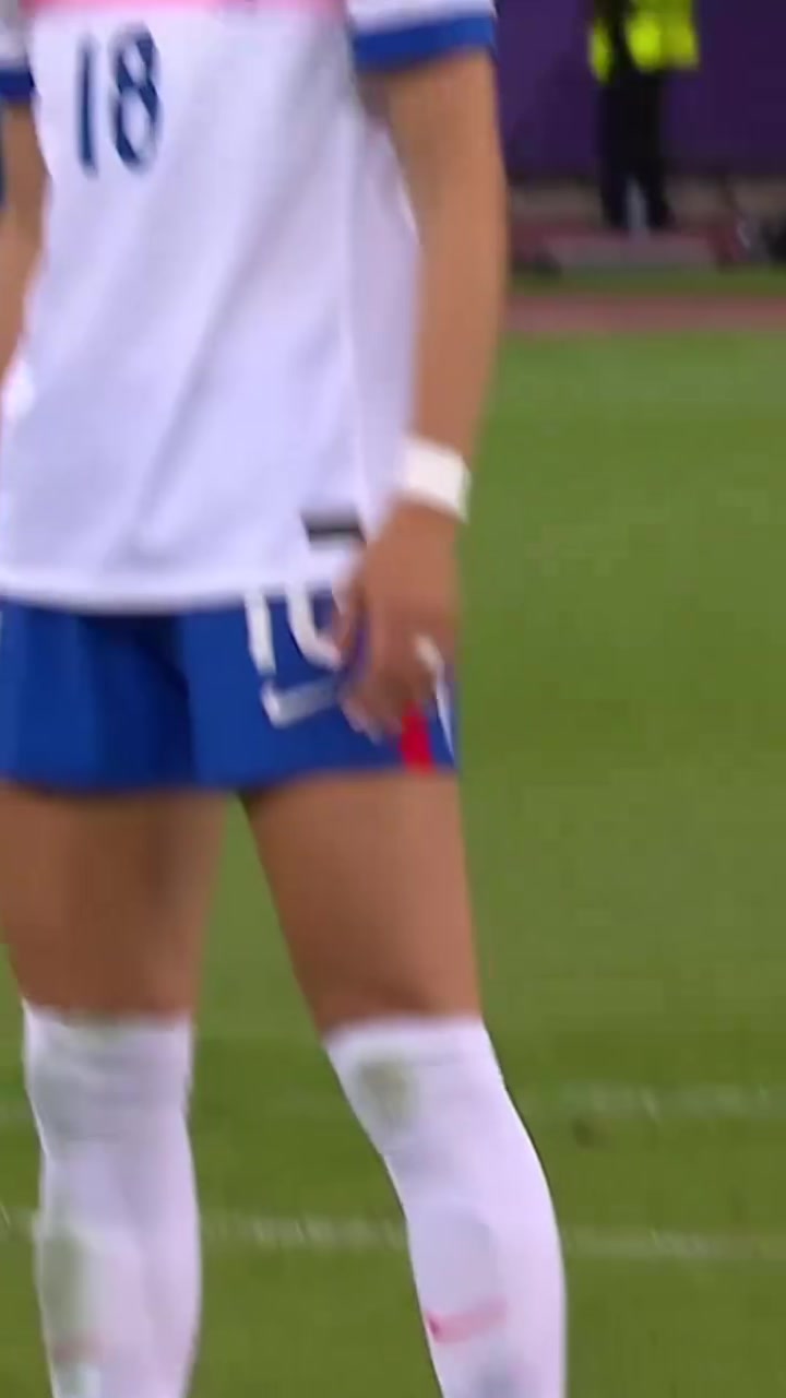 就是這么大心臟凱莉招牌的罰點球姿勢