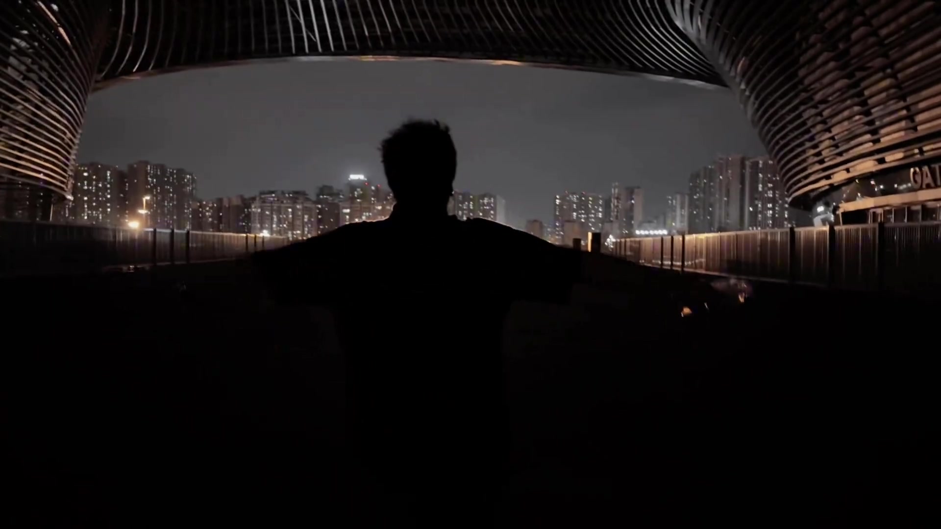 這里是鳳凰山是時候向亞洲展現我們的風采