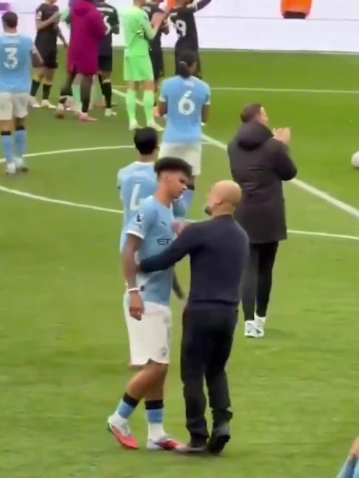 曼城大勝瓜迪奧拉也不忘給弟子上課