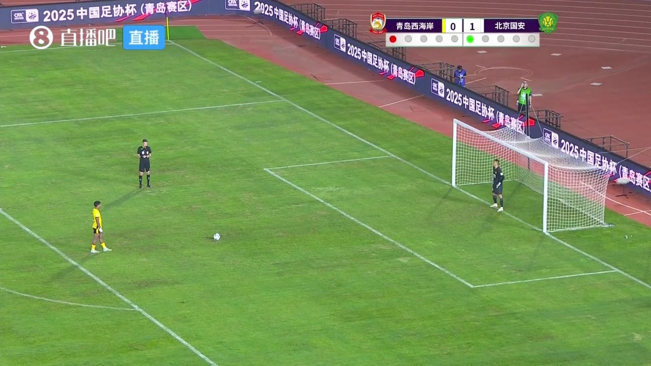 這啥操作西海岸外援主罰點(diǎn)球前罰站隨后一腳踢飛