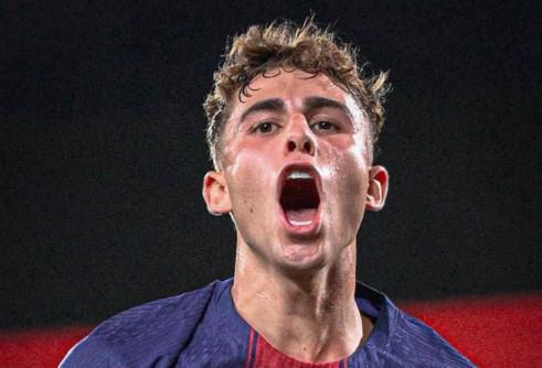 費(fèi)爾明是歐冠改制后戴帽第二年輕巴薩球員，內(nèi)馬爾居首梅西第三