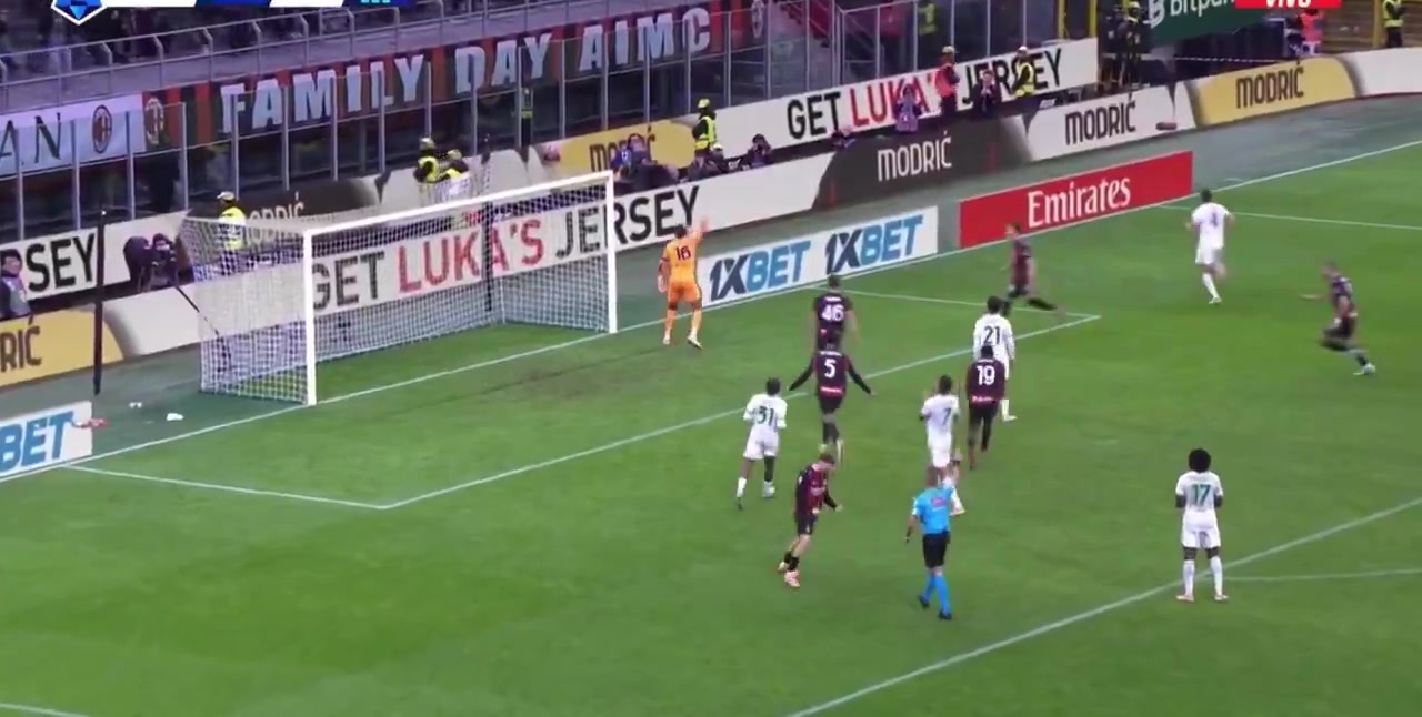 邁尼昂撲出迪巴拉的點球