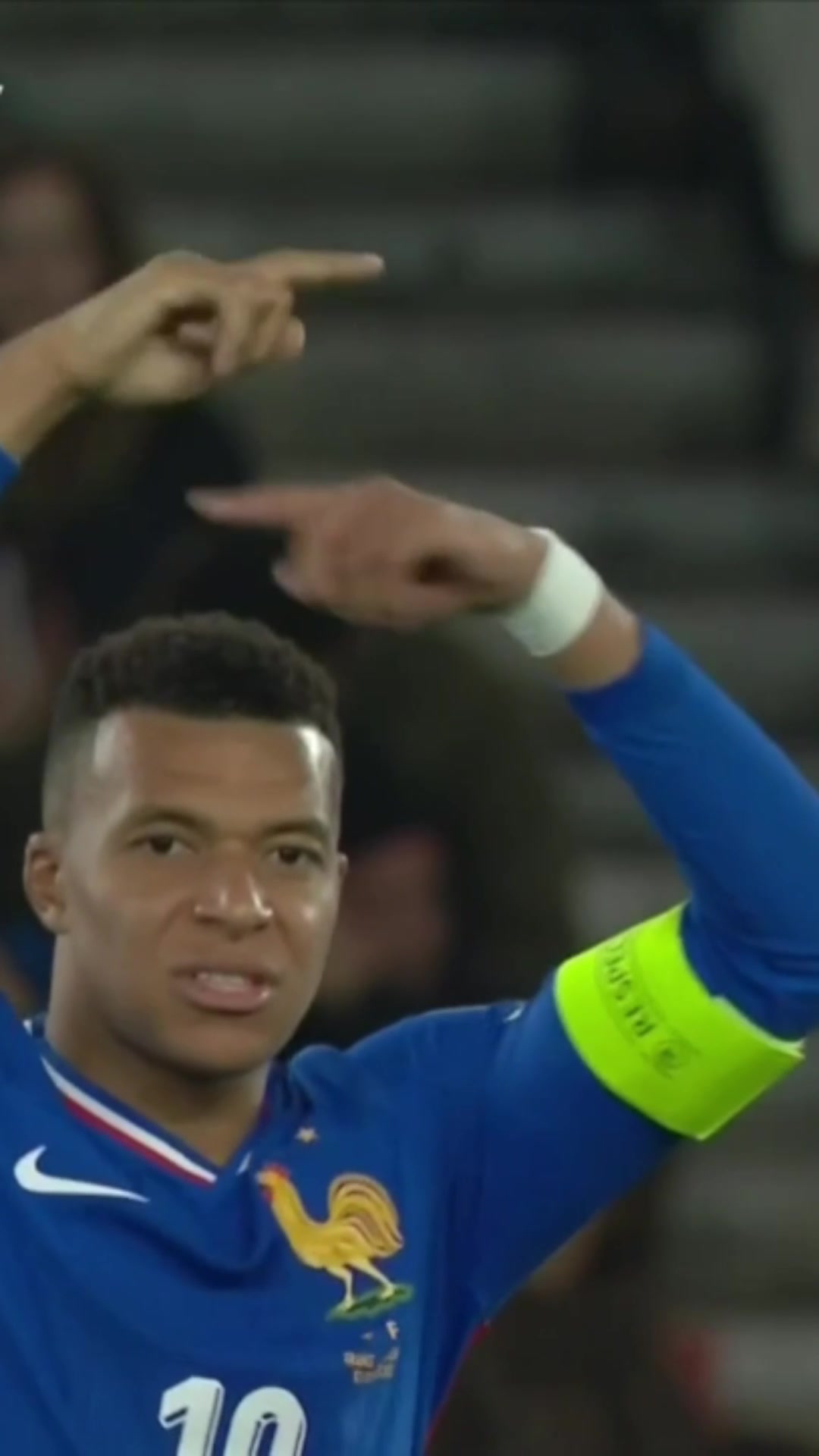 愿無大礙姆巴佩右腳踝再傷已退出本期法國隊(duì)返回皇馬