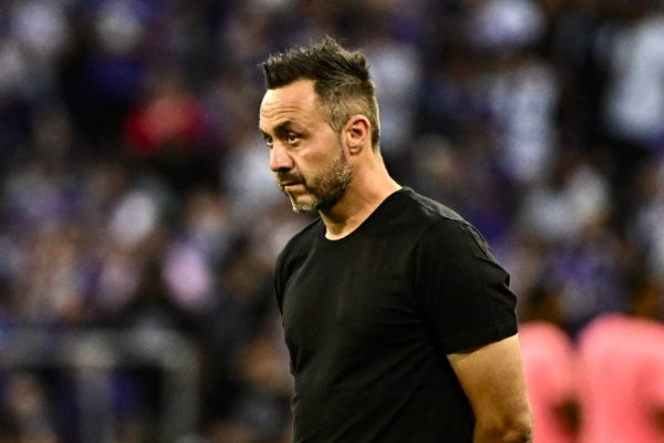 國足包機(jī)政策靈活應(yīng)對(duì)，足協(xié)將按需果斷決策