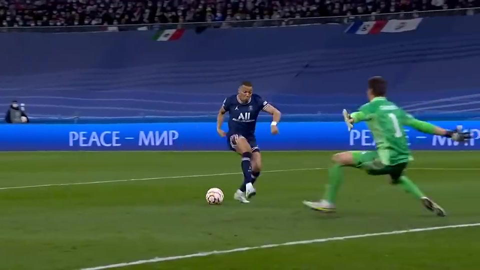 張路感嘆姆巴佩這動作我們的小孩每天都在練關(guān)鍵是實戰(zhàn)怎么用