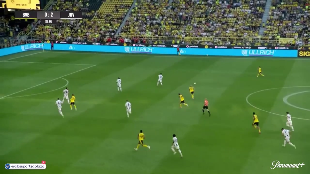 多特扳回一城拜爾禁區(qū)內(nèi)轉(zhuǎn)身過(guò)人打門得手