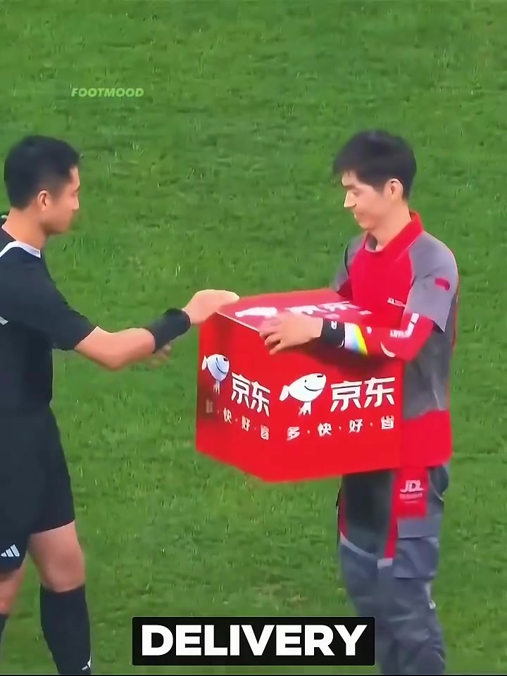 各種開(kāi)球方式層出不窮你印象最深的是哪一個(gè)