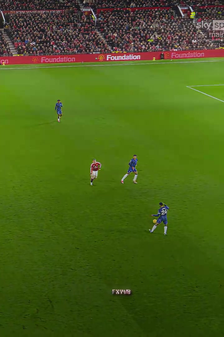 靈感乍現(xiàn)帕爾默這個(gè)1過2太漂亮了完美的一腳觸球